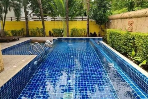 Casa de 4 dormitorios en Pattaya, Tailandia № 45547 - foto 18
