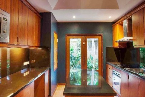 Casa de 4 dormitorios en Pattaya, Tailandia № 45470 - foto 8