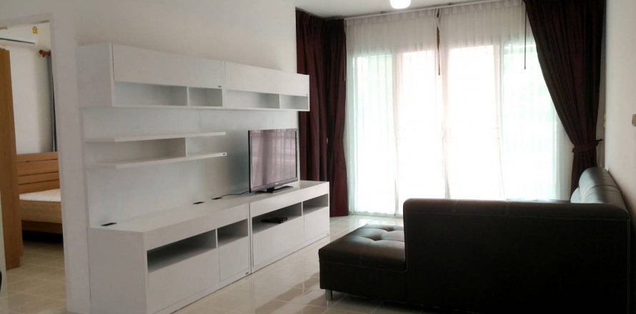 Casa de 3 dormitorios en Pattaya, Tailandia № 45541