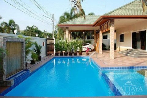 Casa de 4 dormitorios en Pattaya, Tailandia № 45461 - foto 20