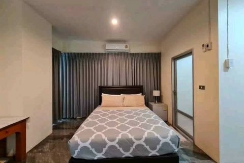Casa de 4 dormitorios en Pattaya, Tailandia № 45547 - foto 5