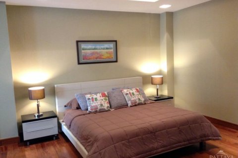 Condominio de 2 dormitorios en Pattaya, Tailandia № 45426 - foto 3