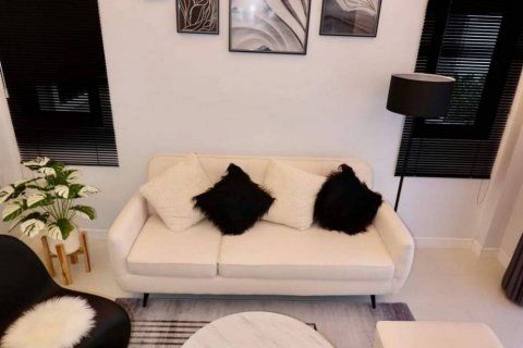 Casa de 3 dormitorios en Bang Lamung, Tailandia № 46327 - foto 4