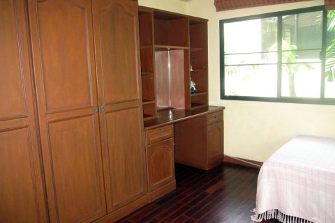 Casa de 3 dormitorios en Pattaya, Tailandia № 45549 - foto 9