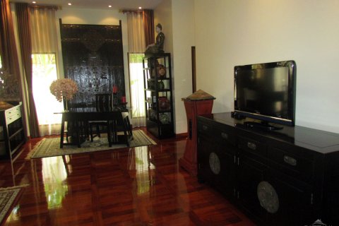 Casa de 2 dormitorios en Pattaya, Tailandia № 45509 - foto 8