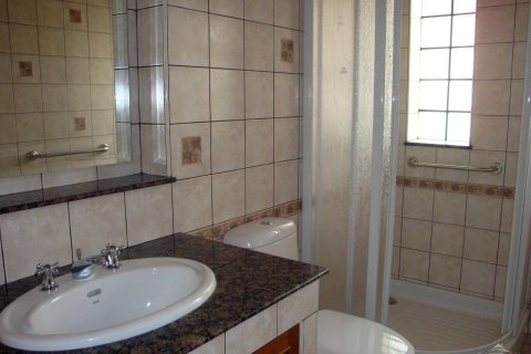 Casa de 5 dormitorios en Pattaya, Tailandia № 45493 - foto 14