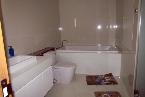 Condominio de 2 dormitorios en Pattaya, Tailandia № 45168 - foto 5