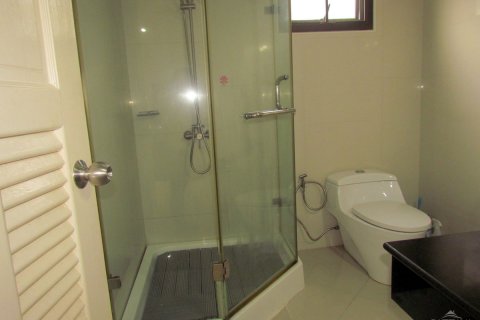 Casa de 3 dormitorios en Pattaya, Tailandia № 45432 - foto 15