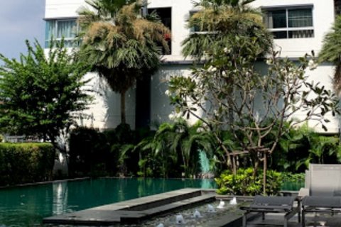 Sobre plano D Condo Rattanathibet en Bangkok, Tailandia № 46752 - foto 5