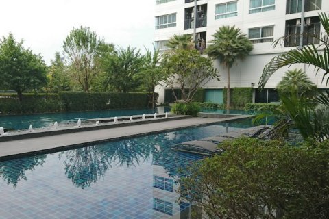Sobre plano D Condo Rattanathibet en Bangkok, Tailandia № 46752 - foto 8