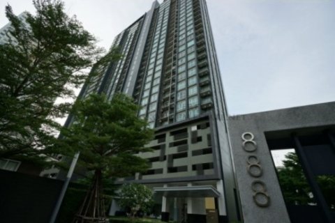Sobre plano Hive Sathorn en Bangkok, Tailandia № 47044