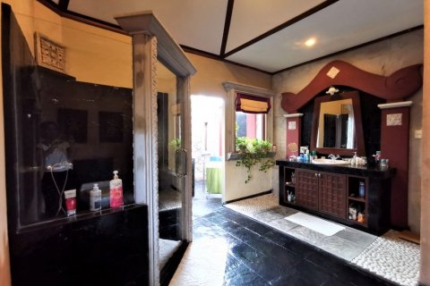 Casa de 4 dormitorios en Pattaya, Tailandia № 46600 - foto 9