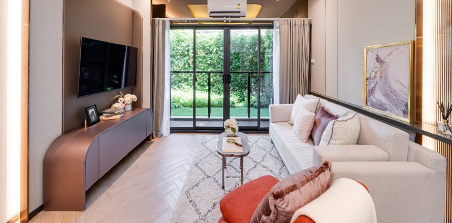 Condo à Bangkok, Thaïlande, 2 chambres à NA REVA CHAROENNAKHON  № 3124