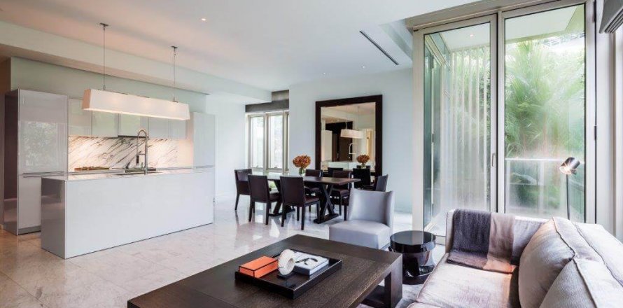 Condo à Bangkok, Thaïlande, 3 chambres à Four Seasons Private Residences  № 6754