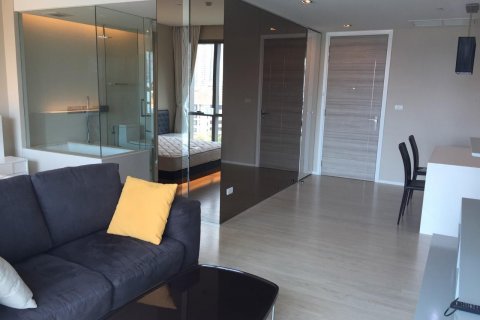 Condo à Bangkok, Thaïlande, 1 chambre  № 14398 - photo 1