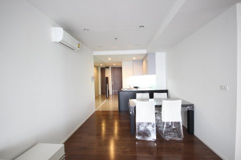 Condo à Bangkok, Thaïlande, 2 chambres  № 12325 - photo 1