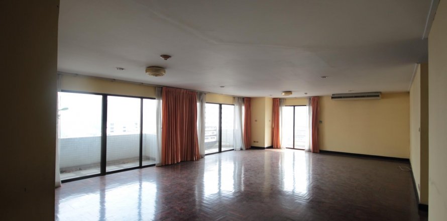 Condo à Bangkok, Thaïlande, 3 chambres  № 11750