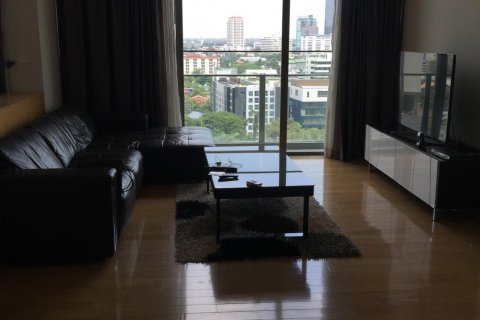 Condo à Bangkok, Thaïlande, 2 chambres  № 12761 - photo 1