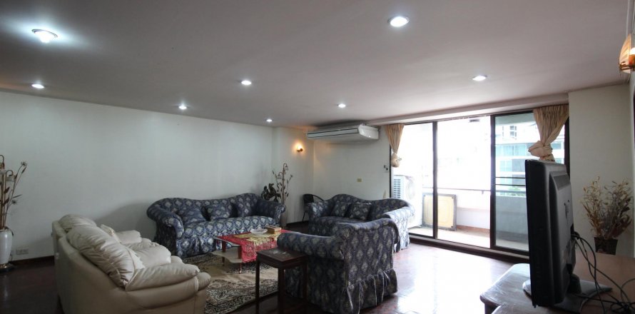 Condo à Bangkok, Thaïlande, 3 chambres  № 12931