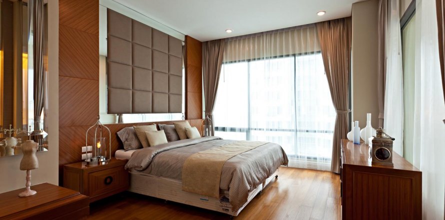 Condo à Bangkok, Thaïlande, 3 chambres  № 14877