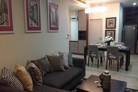 Condo à Bangkok, Thaïlande, 2 chambres  № 13098 - photo 1