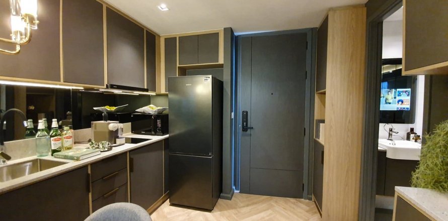 Condo à Bangkok, Thaïlande, 2 chambres à CHAPTER CHULA-SAMYAN  № 10954