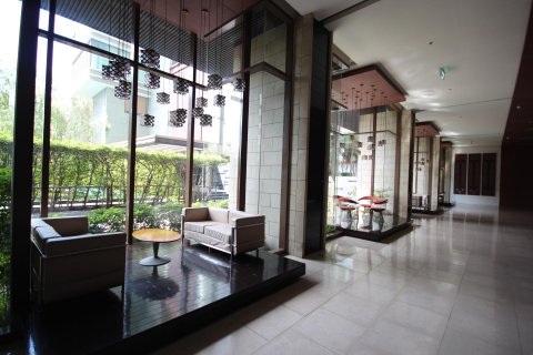 Condo à Bangkok, Thaïlande, 2 chambres  № 14259 - photo 1