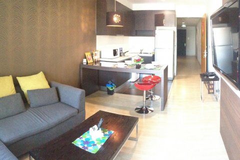 Condo à Bangkok, Thaïlande, 2 chambres  № 13149 - photo 1