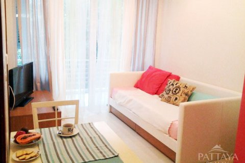 Condo sur Jomtien Beach, Pattaya, Thaïlande, 1 chambre  № 24475 - photo 2