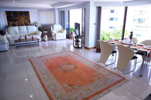 Condo sur Jomtien Beach, Pattaya, Thaïlande, 2 chambres  № 22336 - photo 15