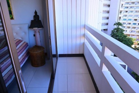 Condo sur Jomtien Beach, Pattaya, Thaïlande, 2 chambres  № 22336 - photo 8