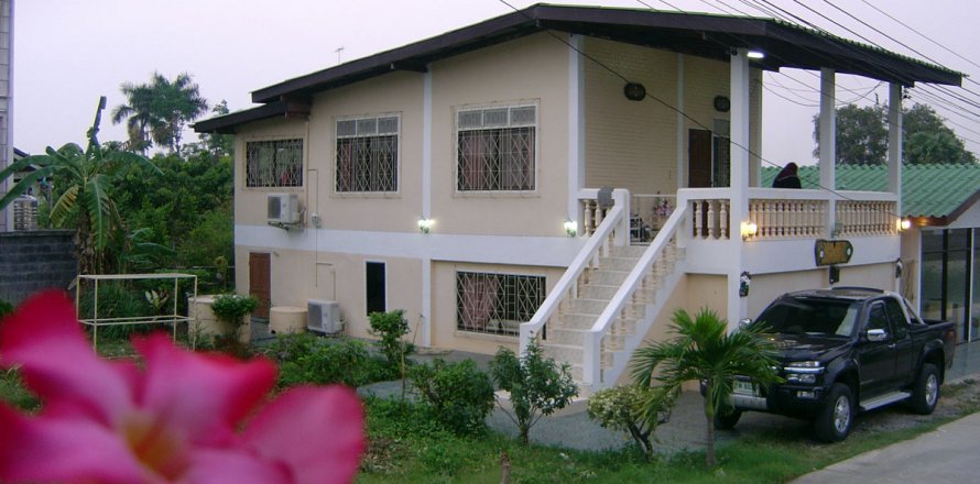Maison à Pattaya, Thaïlande 4 chambres № 22988