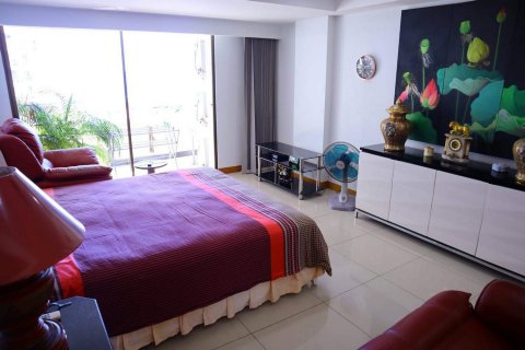 Condo sur Jomtien Beach, Pattaya, Thaïlande, 2 chambres  № 22336 - photo 4