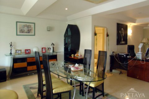 Condo sur Jomtien Beach, Pattaya, Thaïlande, 3 chambres  № 22637 - photo 15