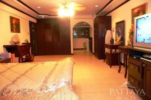 Condo sur Jomtien Beach, Pattaya, Thaïlande, 2 chambres  № 23284 - photo 4