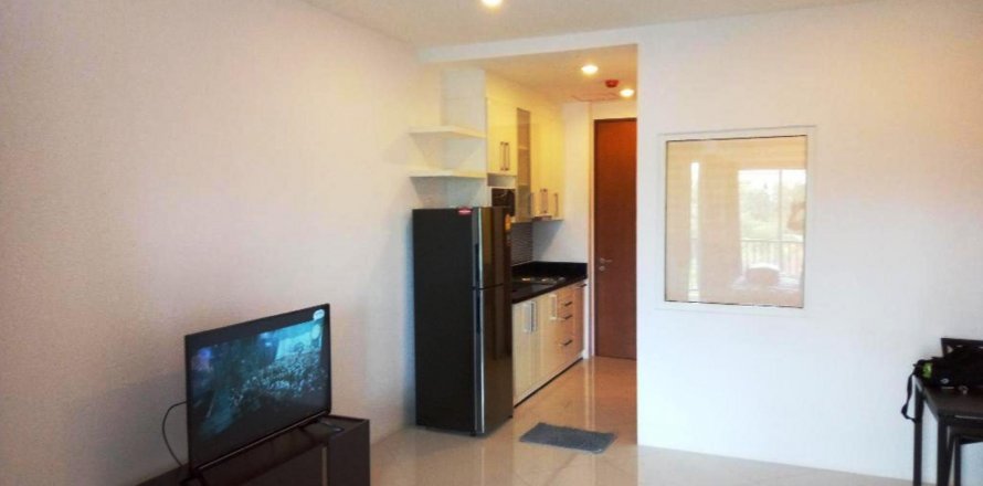 Condo à Pattaya, Thaïlande, 2 chambres à Diamond Suites Resort  № 25374