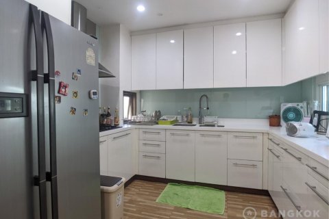 Condo à Bangkok, Thaïlande, 3 chambres  № 25940 - photo 7