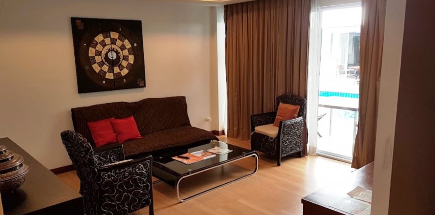 Condo à Pattaya, Thaïlande, 1 chambre à Chateau Dale Thabali  № 28372