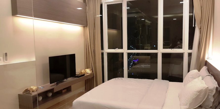 Condo à Pattaya, Thaïlande, 1 chambre à Cetus Beachfront  № 28619