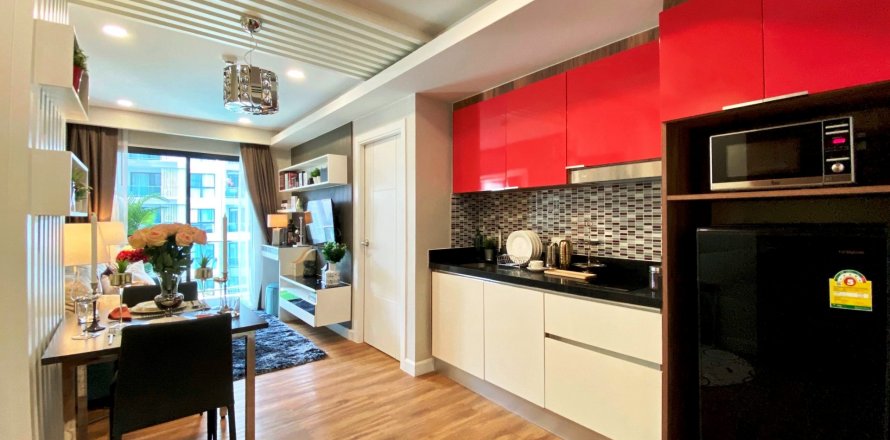 Condo à Pattaya, Thaïlande, 1 chambre à Dusit Grand Park  № 29225