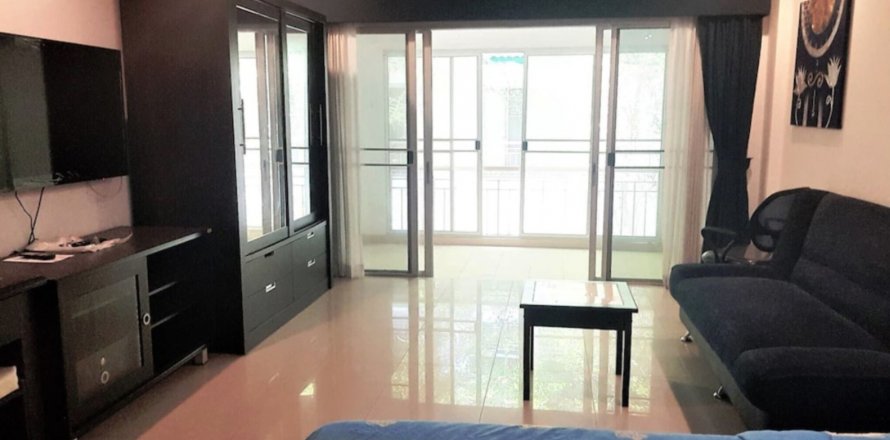 Condo à Pattaya, Thaïlande, 1 chambre à La Santir  № 27775