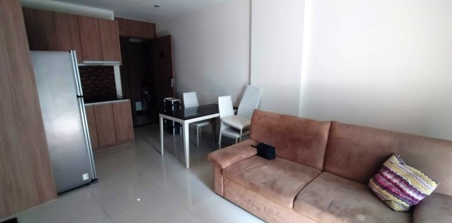 Condo à Sattahip, Thaïlande, 2 chambres à Nam Talay  № 28970