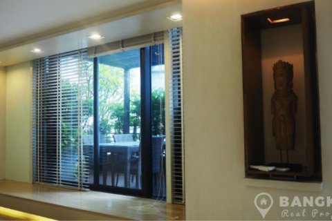 Condo à Bangkok, Thaïlande, 3 chambres  № 28949 - photo 10