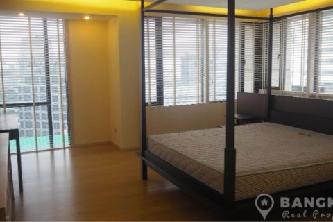 Condo à Bangkok, Thaïlande, 3 chambres  № 28949 - photo 11