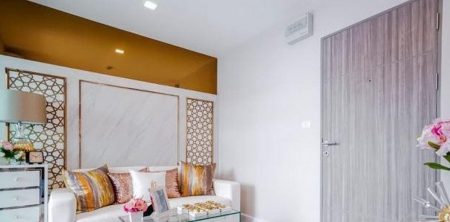 Condo à Bangkok, Thaïlande, 1 chambre à METRO LUXE RATCHADA  № 28932