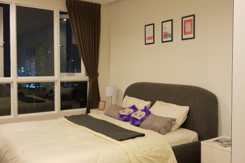 Condo à Bangkok, Thaïlande, 2 chambres  № 31402 - photo 9