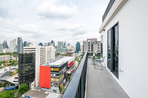 Condo à Bangkok, Thaïlande, 2 chambres  № 31830 - photo 6