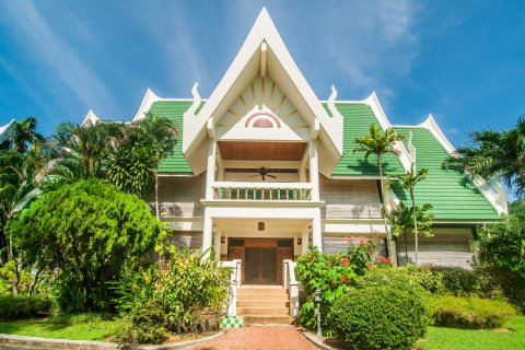Villa à Rawai, Thaïlande 4 chambres № 35844 - photo 1