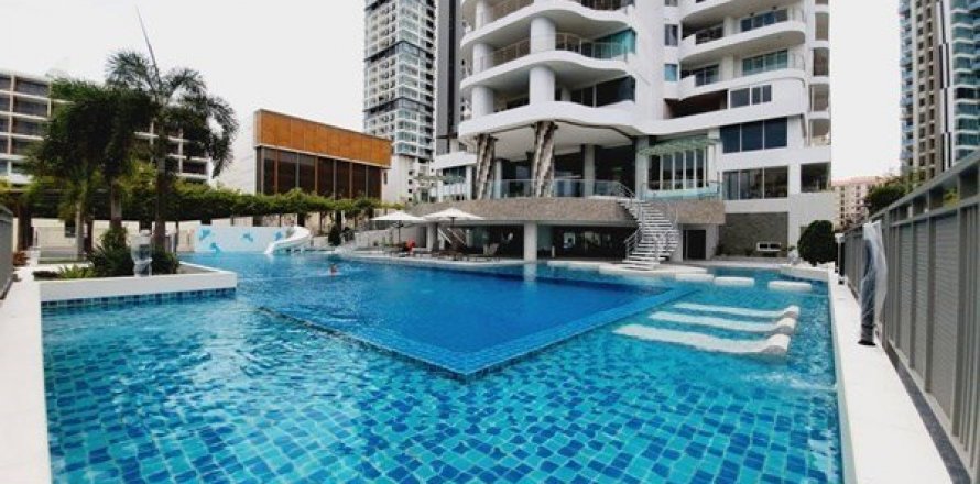 Condo à Bang Lamung, Thaïlande, 2 chambres  № 37255