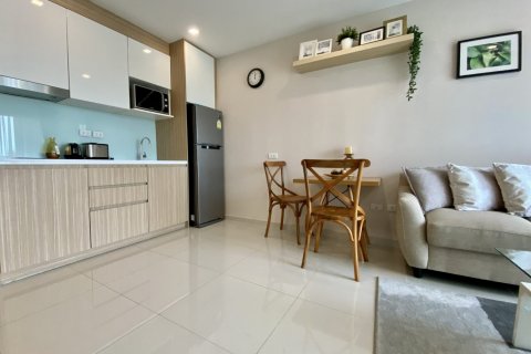 Condo à Bang Lamung, Thaïlande, 1 chambre  № 38065 - photo 2